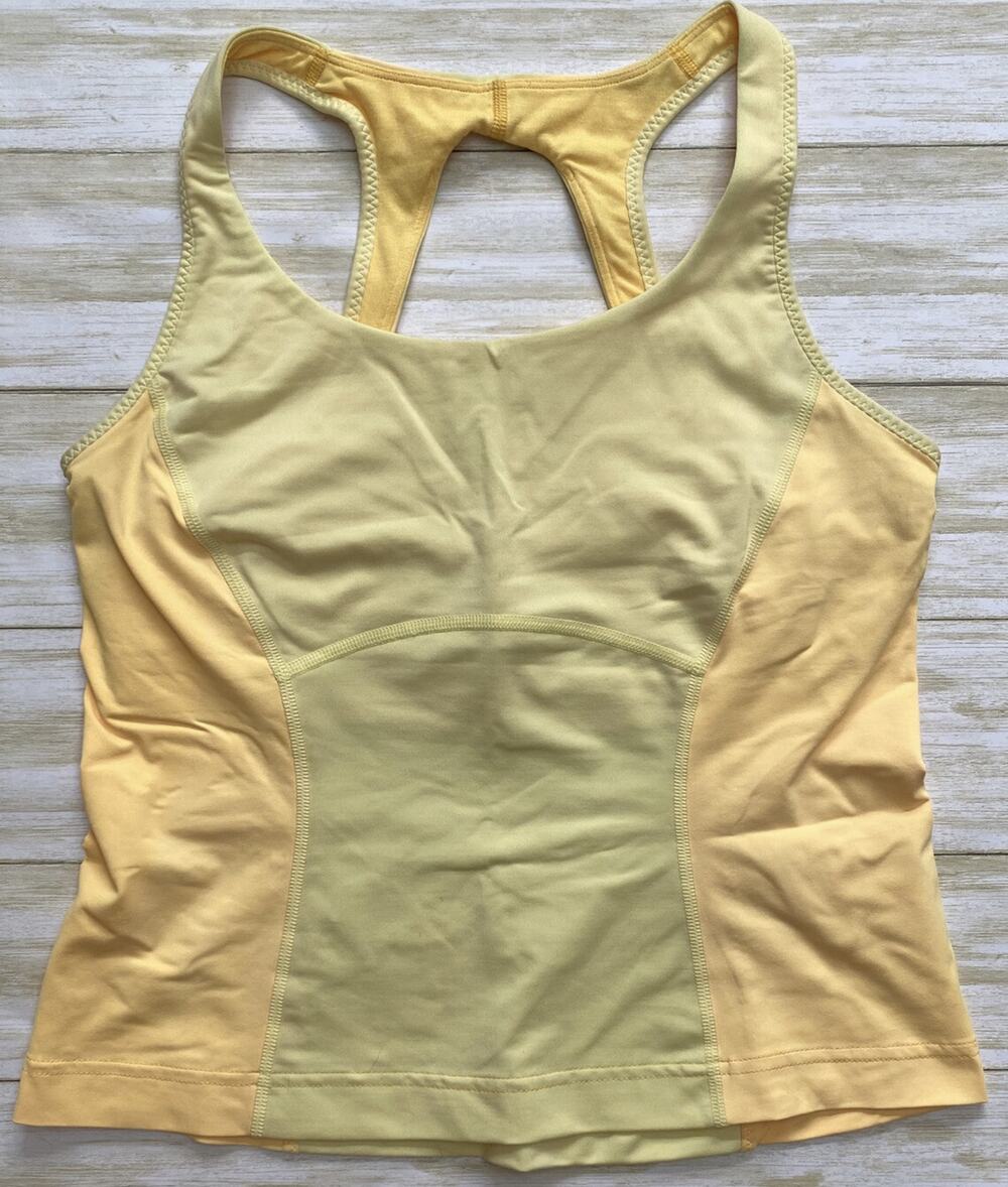 Lululemon Womens Size 8 Mellow Lemon Pace Tank